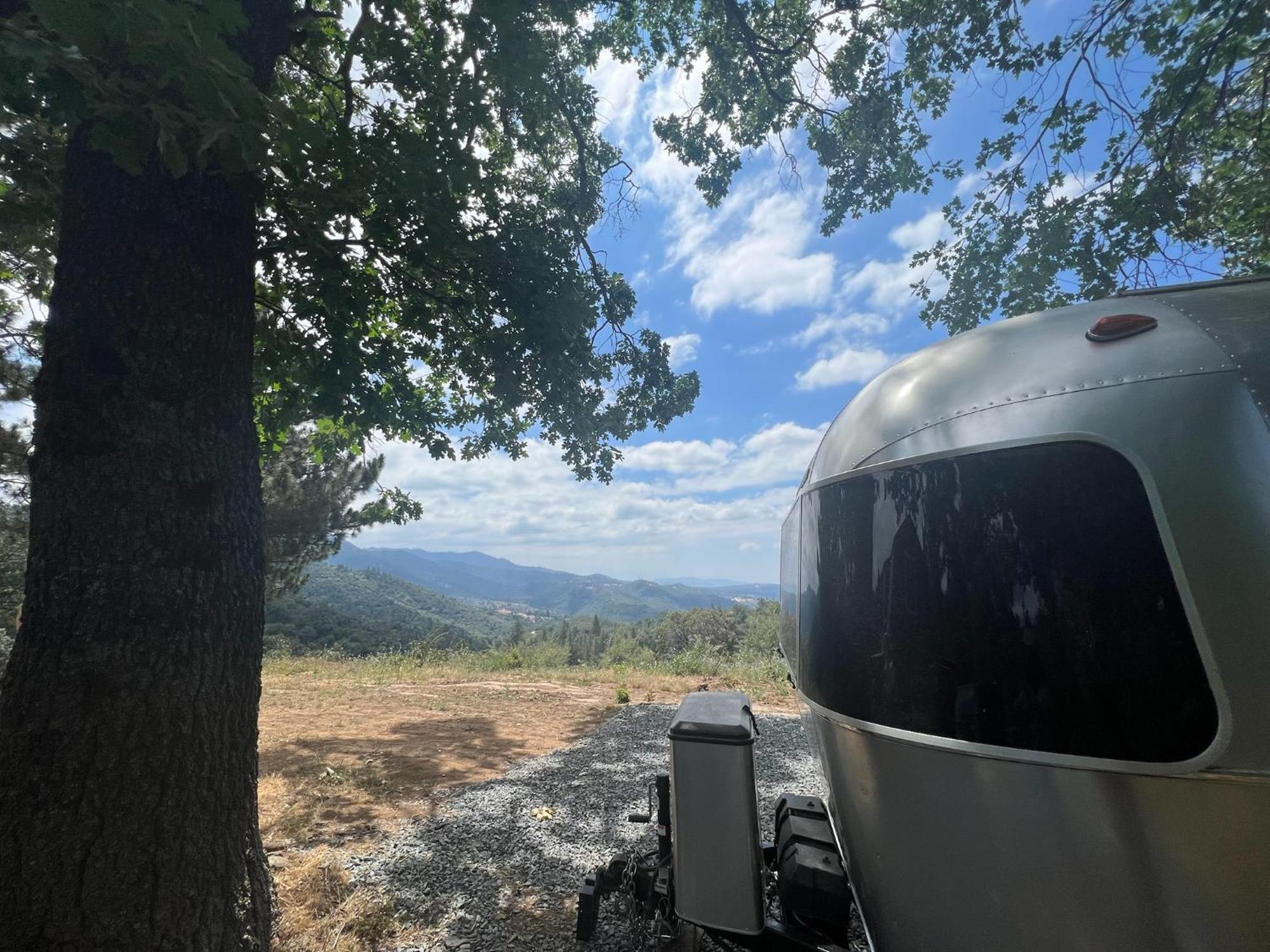 Modern Airstream With Amazing View - 10 To 15 Minutes From Kings Canyon National Park Dunlap Exterior photo