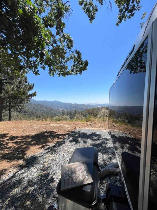 Modern Airstream With Amazing View - 10 To 15 Minutes From Kings Canyon National Park Dunlap Exterior photo